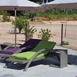 Sous Les Pins Et D'hotes 4* 라론드레모레