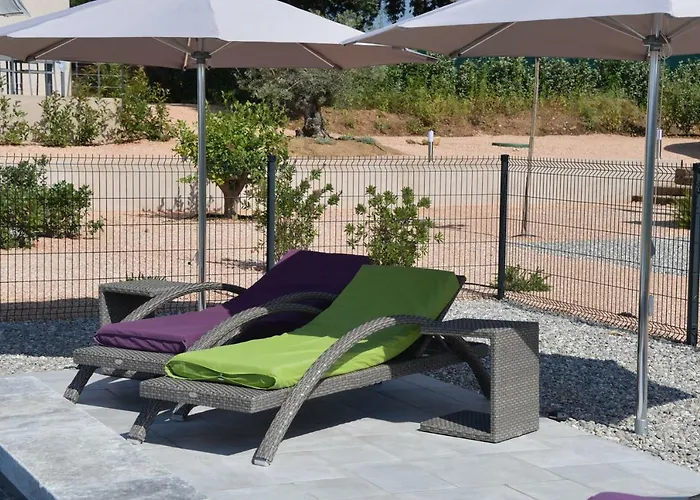 Sous Les Pins Et D'hotes 4* ラ・ロンド・レ・モール