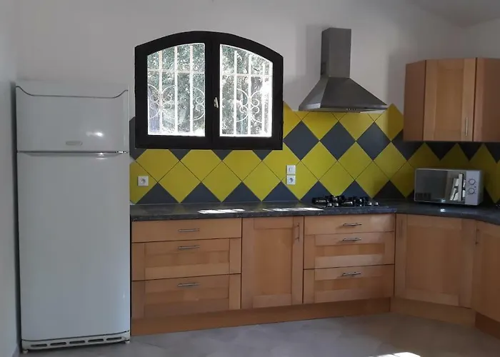 Bed and Breakfast Sous Les Pins Et D'hotes 4*